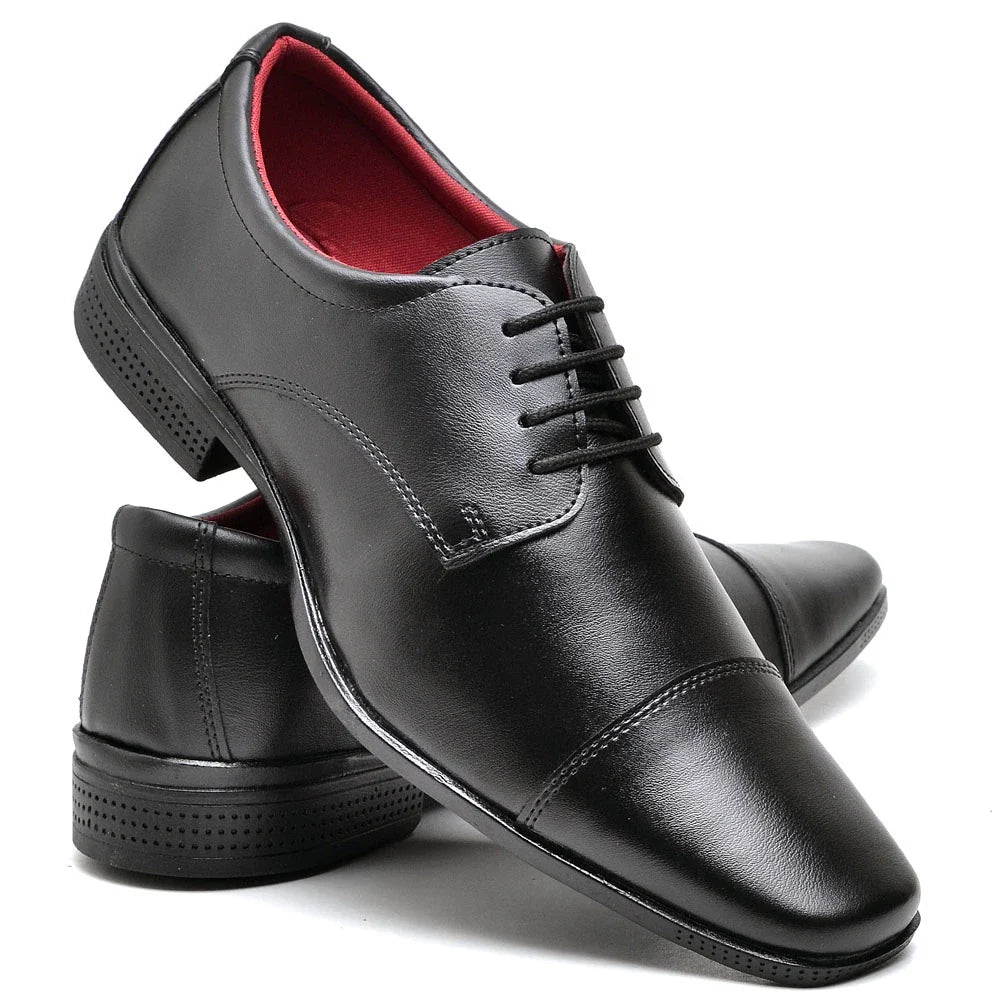 Sapato Social Preto Fosco com Cadarço e Detalhe no Bico